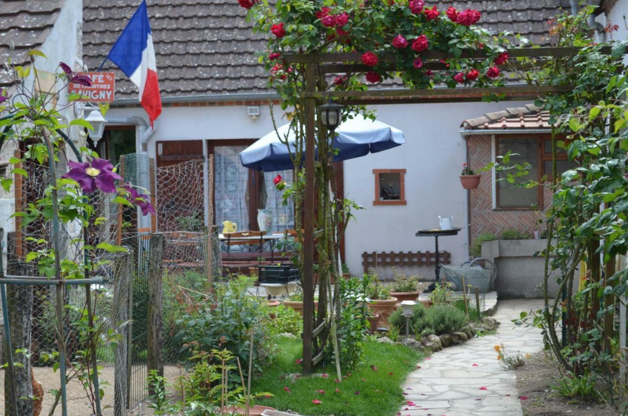 Maison D'Autrefois Mareau-aux-Pres Exterior foto